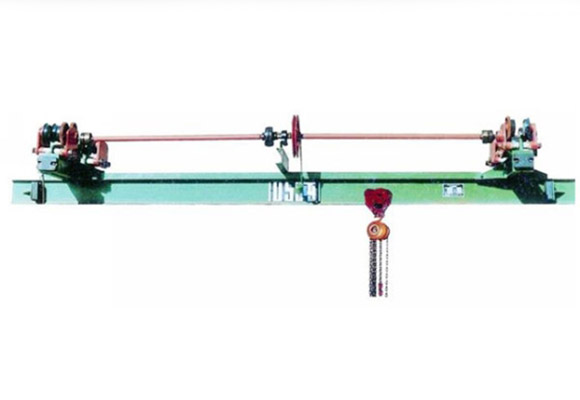 Manuellt manövrerad enstaka kranöverföringskran